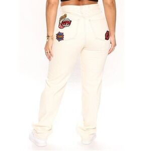 Fashion Nova Kiss My Patch Straight Leg‎ Jeans Size 3 Distressed